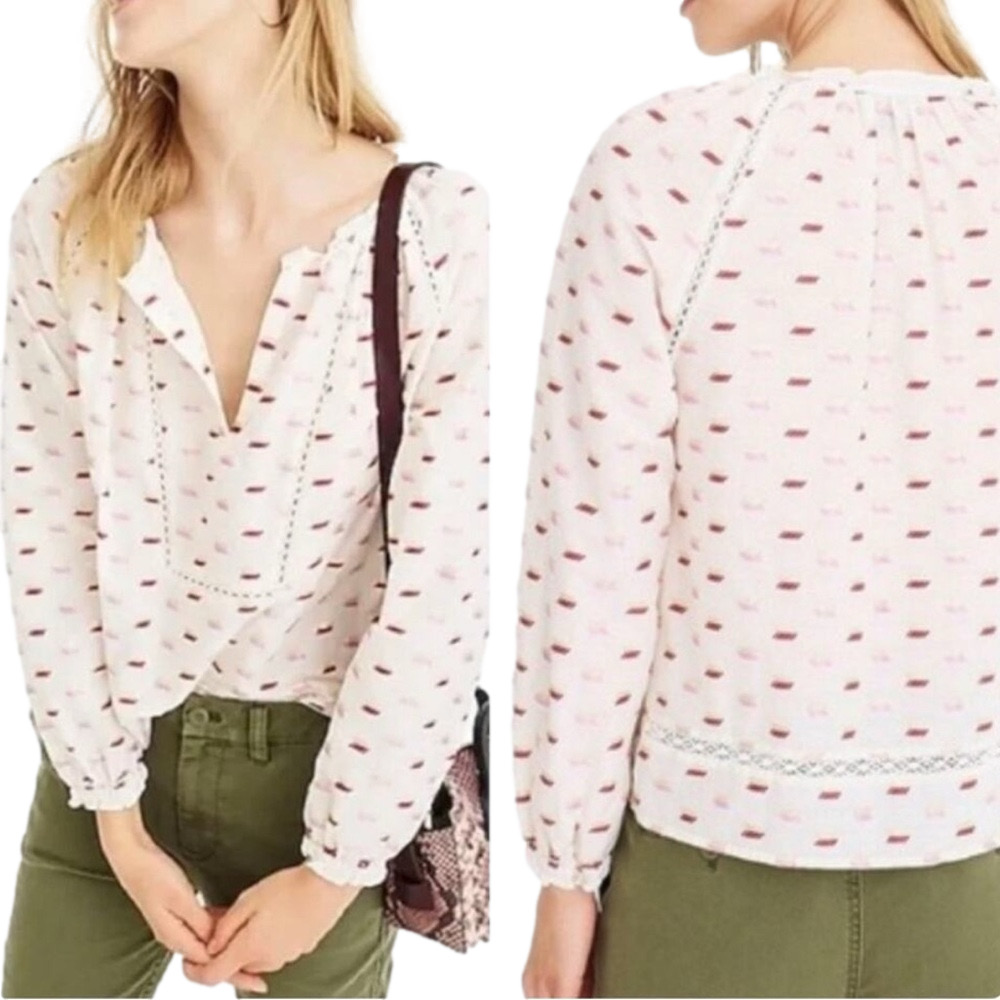 🪗Point Sur Elegant White and Pink Blouse size XS GUC metallic clip long sleeve
